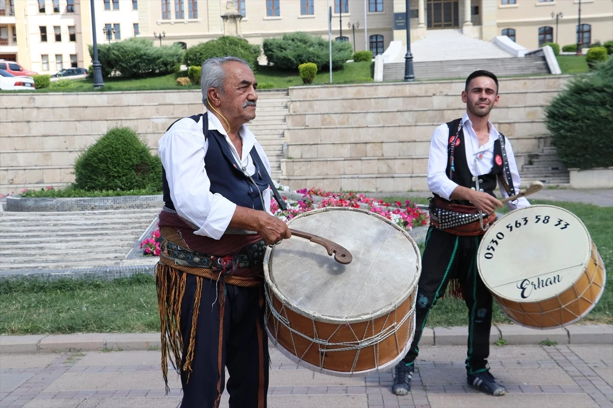 Davuluyla dünyayı gezen Karayılan’ın mirası yaşatılıyor