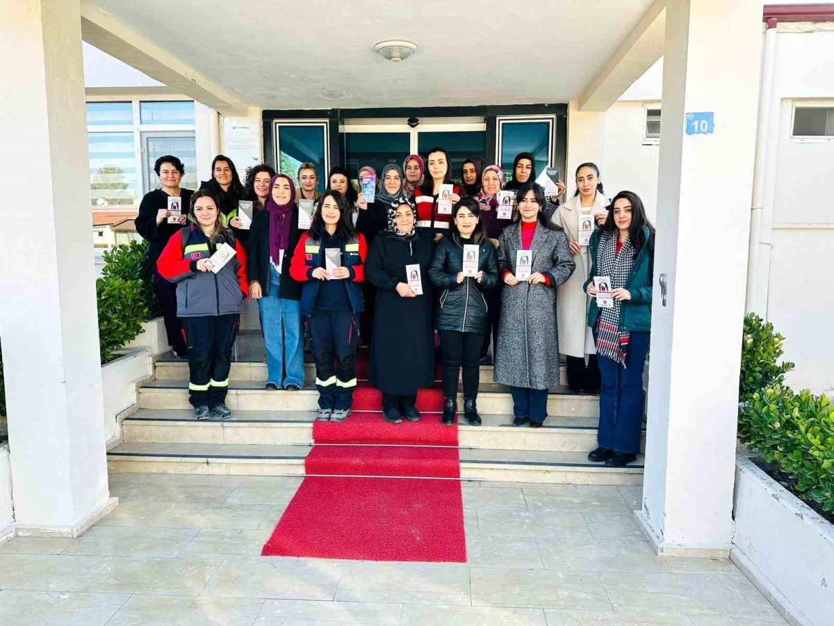 Elazığ’da ‘En İyi Narkotik Polisi Anne’ Projesi kapsamında kadınlara seminer verildi