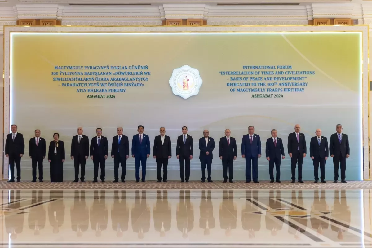 Kurtulmuş, Türkmenistan’da Resmi Törende